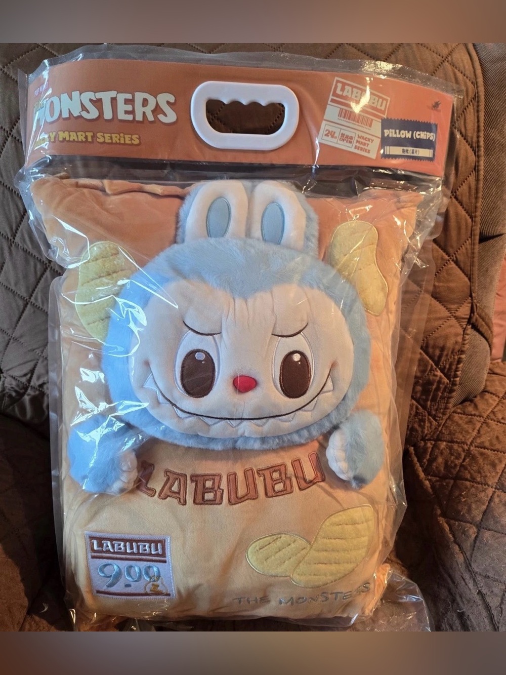 THE MONSTERS Wacky Mart Series-Pillow (Chips)